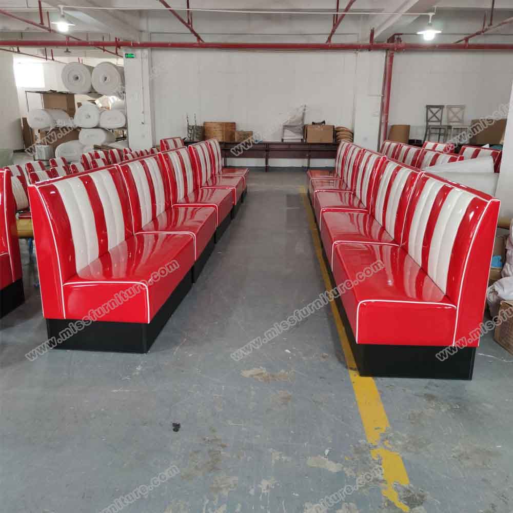 Customize L shape stripe back american style retro dinette booth sofas, red and white color L shape retro american corner booth sofas, American 1950s style retro diner booth seating furniture M-8551